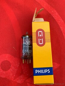 Predám nové elektrónky PHILIPS 810F SQ,E55L SQ - 8