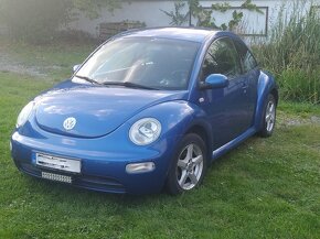 Volkswagen New Beetle 1.6 - 8