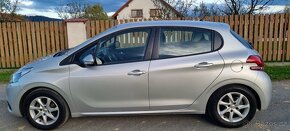 Peugeot 208 1,2i 60Kw  Puretech 31 000km 2017 nové ČR tažné - 8