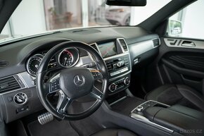 Mercedes-Benz ML 350 3.0 V6 4Matic BlueTEC 190 kW - 8