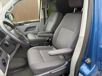 VW Caravelle r.v. 2014 2.0TDi 103kw manuál 8-míst tažné - 8