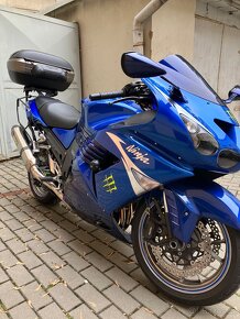 Kawasaki ZZR 1400 - 8