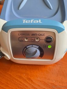 Parní Generátor- žehlička Tefal - 8