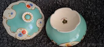 PRVOREPUBLIKOVÝ PORCELÁN – 2 DÓZY A TALÍŘ - 8