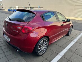 Alfa Romeo Giulietta 1.8 TBi 16v TCT 240 PS Veloce - 8