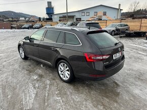 Škoda Superb III 2.0TDI 110kw combi CANTON - 8