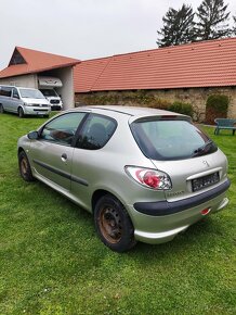 Peugeot 206 - 8