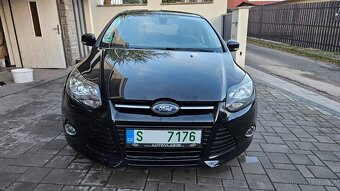 Ford Focus 2013 92 kW klima tempomat senzory 143tkm serviska - 8