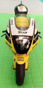 TAMIYA 1/12 YAMAHA YZR-M1 MONSTER - 8