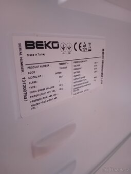 Prodám ledničku  s mrazákem  Beko - 8