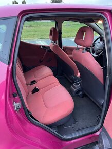 Mercedes A 140 najeto 154 tisic km edition pink - 8