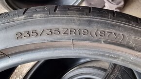 Letní pneu 235/35/19 Michelin - 8