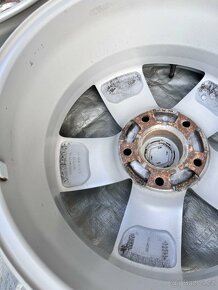 5x114,3 R16 originál disky Renault Megane - ET 47 - 8