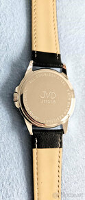 JVD J1131.6 - 8