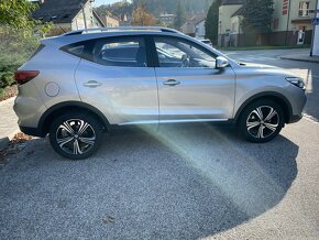 MG ZS 1.5i, 78KW, 2022, 16 000km, - 8