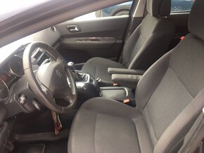 Peugeot 5008 1,6 HDi 112k man6-pěkné-PRODÁM - 8