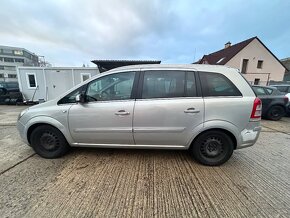 Opel Zafira B 1,7 CDTi, 7 míst, nová STK do 11/2026 - 8