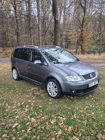 VW Touran 2.0 TDi ,103 kW, r.v. 10/2006, 7 MÍST - 8