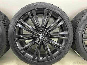 letní originál sada Škoda Superb III Canopus 19" 5x112 - 8