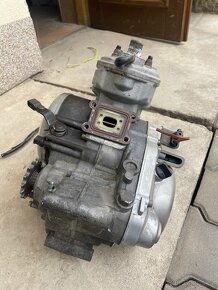 Motor am6 - 8