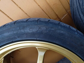 ADVAN Racing RG1 - 17" - 8