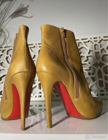 Christian Louboutin (38.5EU) - 8