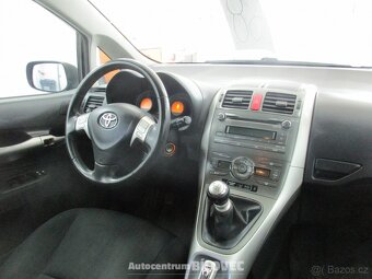 Toyota Auris 2,0 d-4d - 8