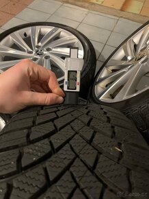 Alu kola Škoda R18 5X112 ZIMNÍ PNEU 225/45 R18 TOP STAV - 8