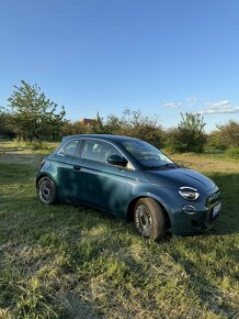 FIAT 500e ICON 87kW/42kWh 18000km r.v.2021 DPH - 8