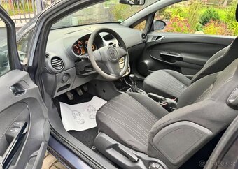 Opel Corsa 1,4i klima Tempomat 1 Majitel benzín - 8