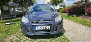 Ford Focus 1,6 110 kW 2011 - 8