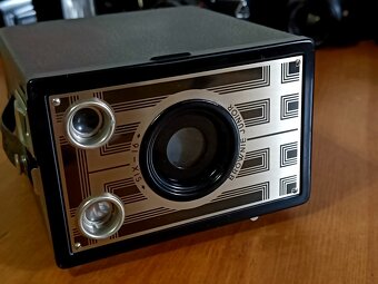 KODAK SIX-16 Brownie Junior (1934) - 8