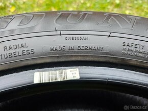 2x Zimní ZÁTĚŽOVÉ pneu Dunlop Winter 3D - 215/60 R17 C - 80% - 8