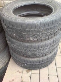 Zimní pneu, 215/60/16, Bridgestone Blizzak LM 32, 3x - 8