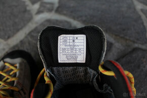 Boty La Sportiva Boulder X Mid GTX vel. 37.5 - 8