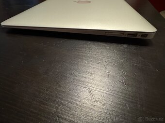 Prodám MacBook Air - 8