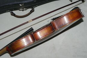 Staré housle - 8