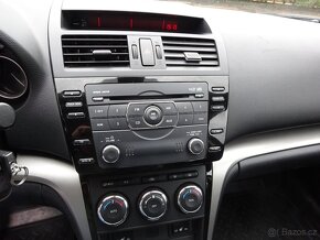 Mazda 2.2 MZR CD rv2010 Koupeno v ČR - 8