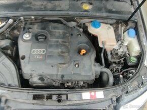 Audi A4 B6 1.9tdi r 2004  upravena verze S-line - 8