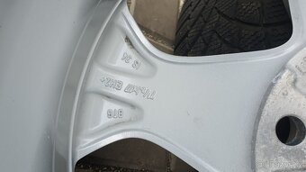 Zimní Sada Alu Kola 5x120 225/50 R17 BMW X1 - 8