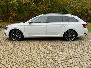 Škoda Superb iV TSI 160kw PHEV,Matrix,tažné,virtual,kamera - 8