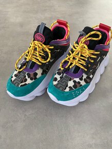 versace chain reaction - 8