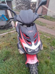 Aprilia 50 - 8