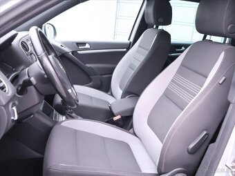 Volkswagen Tiguan 2,0 TDI 4M DSG Life Xenon Navi (2013) - 8