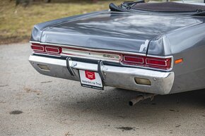 Plymouth Sport Fury Convertible - 8