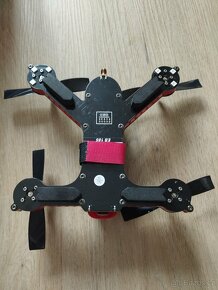 Závodní dron - 8