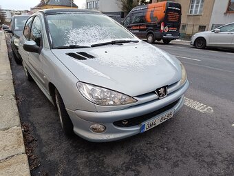 Prodám Peugeot 206.  1,4 HDI, 50kw. Rok. 2005 - 8