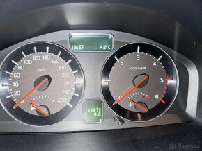 Volvo C70 D5 132kW automat 2008 - 8