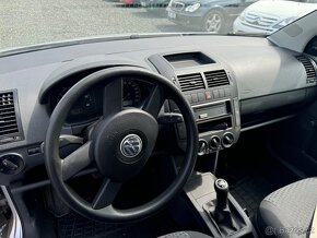 Volkswagen Polo 1.2 HTP , 105tis km, NOVÁ STK 10/2026 - 8