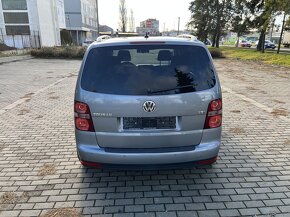 Volkswagen Touran 1.4tsi 103KW, vyhř. sedačky, klimatizace - 8